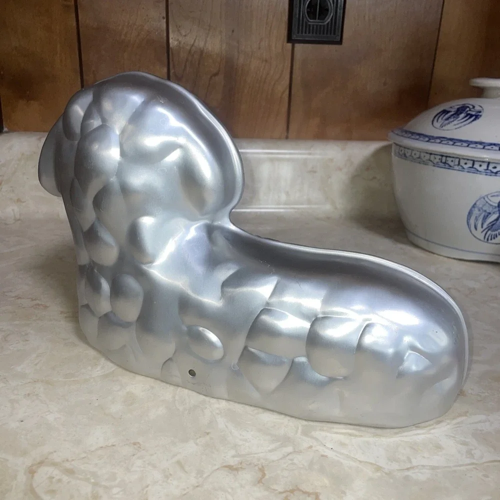 Lamb Cake Mold‎ Two Piece Milton Bakeware